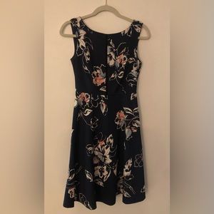 White House Black Market dress size 00